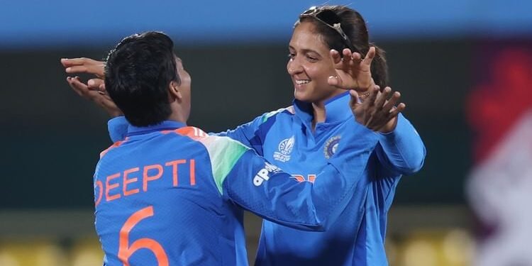 IND W vs SL W: महिला विश्व कप में भारतीय टीम की जीत से शुरुआत, श्रीलंका को हराया; दीप्ति का ऑलराउंड प्रदर्शन