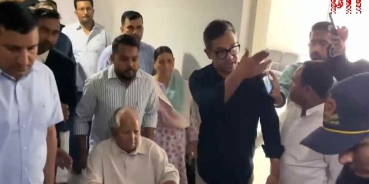 IRCTC Case: बिहार चुनाव से पहले लालू परिवार को बड़ा झटका! आईआरसीटीसी भ्रष्टाचार केस में कोर्ट ने तय किए आरोप