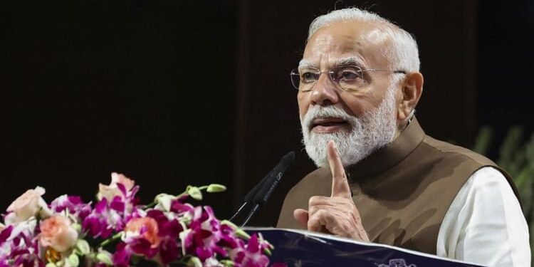 PM Modi: 'देश से नक्सवाद खत्म होने जा रहा है'; पीएम मोदी बोले- इस बार माओवादी आतंक मुक्त दिवाली की रौनक दिखेगी