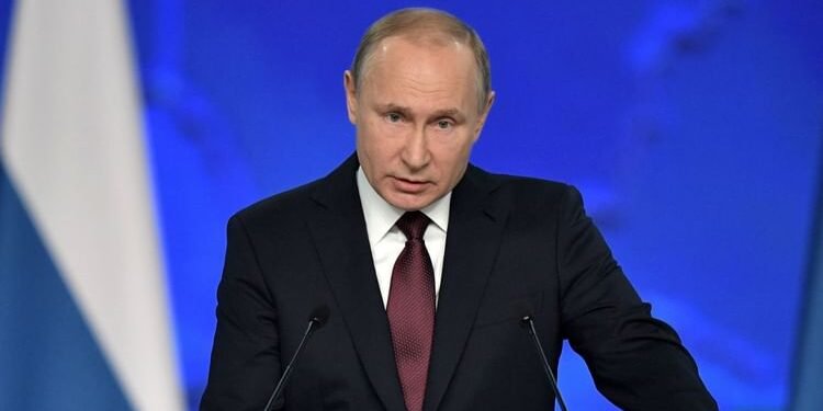 Putin: पुतिन ने पीएम मोदी को बताया 'बुद्धिमान' और 'संतुलित नेता', बोले- भारत अपना अपमान नहीं होने देगा