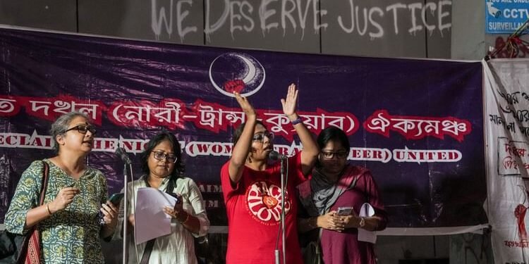Reclaim the Night: दुर्गापुर मामले पर बंगाल में रोष, आधी रात को सड़कों पर प्रदर्शन; अब तक इतनों की गिरफ्तारी