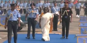 अंबाला पहुंची राष्ट्रपति द्रौपदी मुर्मू: वायुसेना स्टेशन पर गार्ड ऑफ ऑनर दिया, राफेल विमान में भरेंगी उड़ान
