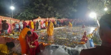 देशभर में छठ महापर्व की धूम: छठ घाटों पर उगते सूर्य अर्घ्य देगीं व्रती महिलाएं; पूर्ण होगा 36 घंटे का उपवास