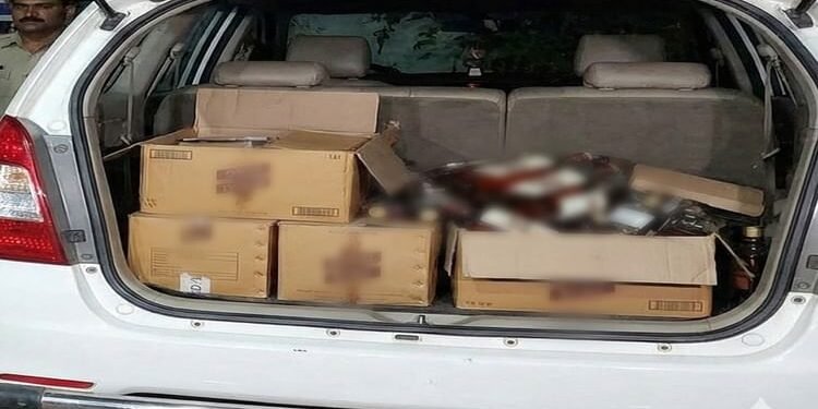 Delhi: आप नेता की गाड़ी से लाई जा रही थी अवैध शराब, बरामद हुई रॉयल स्टैग की घेप; MCD चुनाव से जुड़ रहा मामला