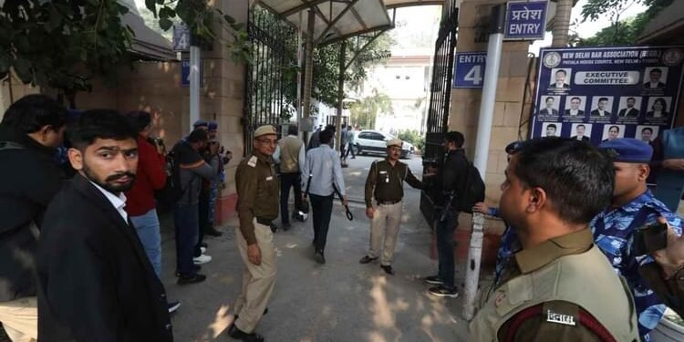 India Gate Demonstration: पुलिस से हाथापाई में गिरफ्तार 9 प्रदर्शनकारियों को जमानत, कुछ आरोपी अभी जेल में