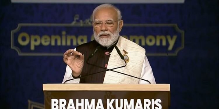 PM Modi in Raipur LIVE:  श्री सत्य साईं संजीवनी अस्पताल में पीएम की 'दिल की बात', 2500 बच्चों से किया संवाद