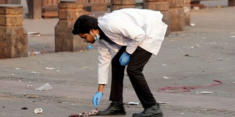 परत दर परत आतंकी नेटवर्क की जड़ तक पहुंची पुलिस: पोस्टरों से खुला मोहरों का राज; मौलवी ने पहुंचाया मुजम्मिल तक