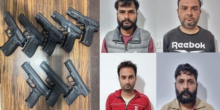 बड़ी सफलता: पाक से भेजे गए हथियारों का जखीरा पकड़ा, गैंगस्टरों को सप्लाई होने थे तुर्किये-चीन निर्मित हथियार