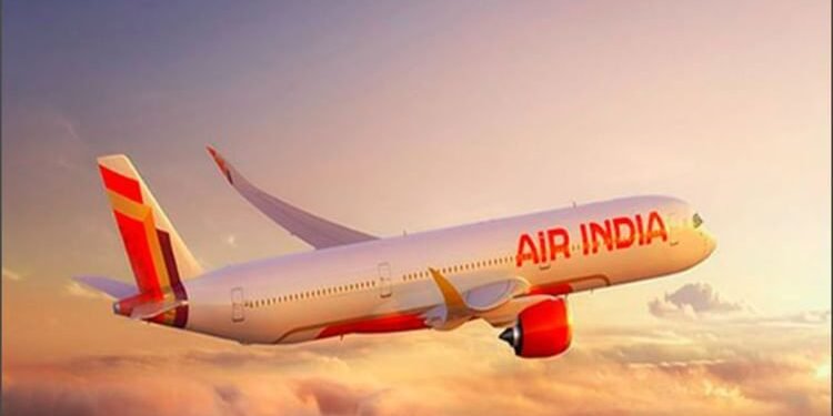 भोपाल में एयर इंडिया फ्लाइट की इमरजेंसी लैंडिंग: दिल्ली से बंगलूरू जा रहा था विमान, सभी यात्री सुरक्षित