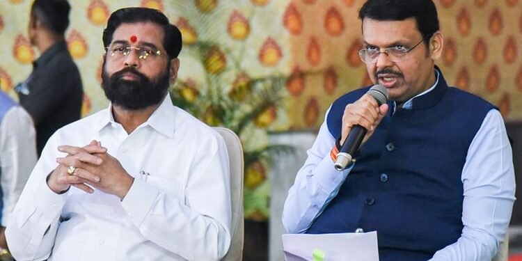 महाराष्ट्र: भाजपा और शिवसेना के बीच तनातनी की खबरें! कैबिनेट बैठक में शामिल नहीं हुए शिंदे खेमे के मंत्री