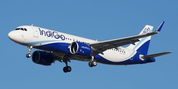 IndiGo Crisis: उड़ानें रद्द करने के मामले में बढ़ सकती हैं इंडिगो की मुश्किलें, समिति ने DGCA को सौंपी रिपोर्ट