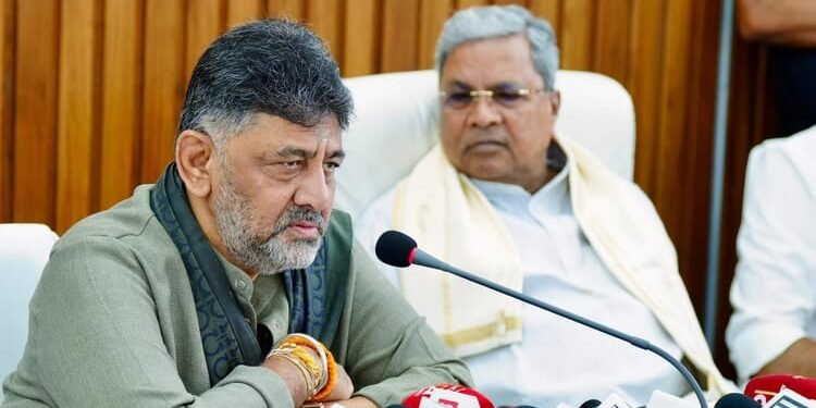 Karnataka: नाश्ते की मेज पर एक और मुलाकात, आज डीके शिवकुमार के आवास जाएंगे सीएम सिद्धारमैया