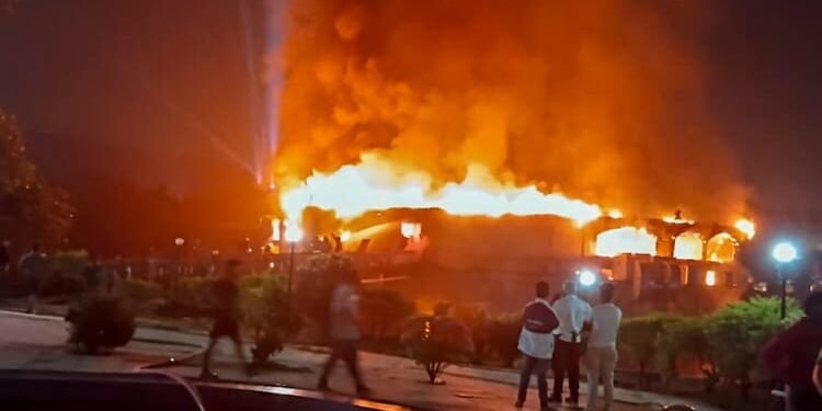 Luthra Bros. Deportation: लूथरा बंधुओं के पासपोर्ट निलंबन के बाद भारत प्रत्यर्पण की खबर, थाईलैंड में हैं दोनों