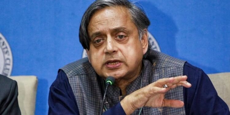 Marital Abuse: 'भारत में कड़े कानून के बावजूद वैवाहिक दुष्कर्म की अनदेखी', थरूर बोले- मैं हैरान और दुखी हूं