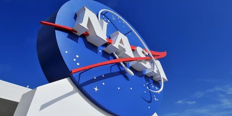 NASA: नासा जनवरी में करेगा इंटरनेशनल स्पेस स्टेशन पर दो बड़े स्पेसवॉक, जानिए क्या है पूरा 'मेगा प्लान'?