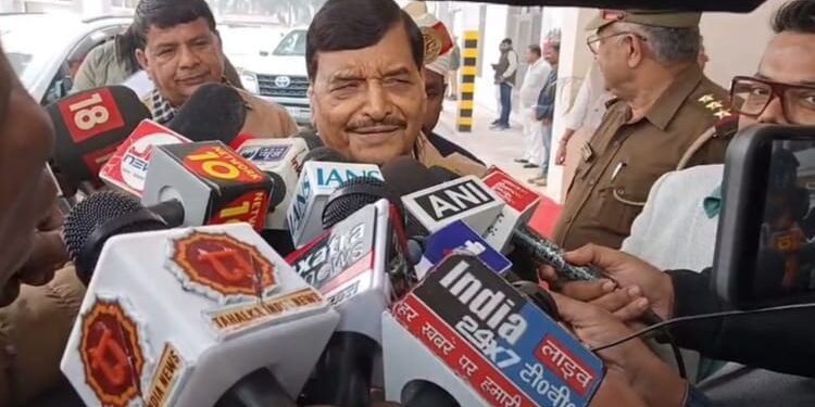 UP Vidhan Mandal Session LIVE: ब्राह्मण विधायकों की बैठक पर शिवपाल सिंह ने दिया बयान, बोले - हमारे यहां आएं