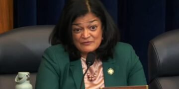 US-India Ties: 'भारत-अमेरिका संबंधों को नुकसान..', टैरिफ को लेकर अमेरिकी प्रतिनिधि प्रमिला जयपाल ने किया आगाह