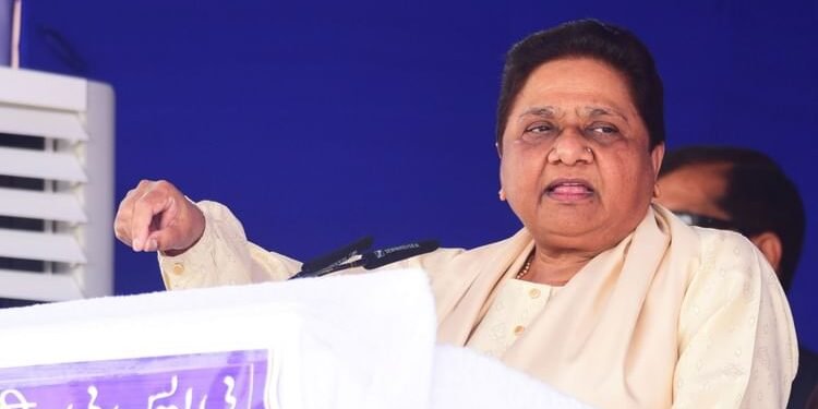 यूपी: मायावती ने पूछा कि अब तक दलित-आदिवासियों के अच्छे दिन क्यों नहीं आए? आंबेडकर को किया याद