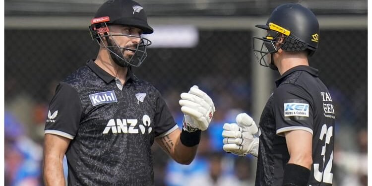 IND vs NZ Live Score: लगातार दूसरे मैच में मिचेल का शतक, फिलिप्स के साथ 130+ रन की साझेदारी; स्कोर 200/3