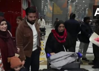 Iran Protests: प्रदर्शनों के बीच स्वदेश लौटे भारतीय, बोले- वहां स्थिति बहुत खराब; केंद्र सरकार का जताया आभार