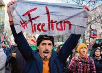 Iran Unrest: ईरान में फंसे 2000 कश्मीरी छात्र, परिवार चिंतित, JKSA ने पीएम से उनकी वापसी के लिए लगाई गुहार