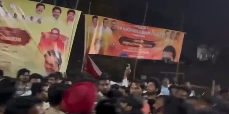 Karnataka: बल्लारी हिंसा मामले में भाजपा विधायक समेत 11 के खिलाफ एफआईआर दर्ज, इलाके में भारी पुलिस बल तैनात