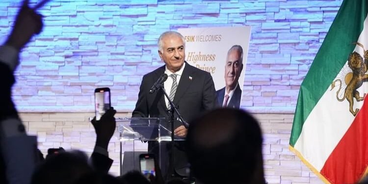Reza Pahlavi to Trump: 'हस्तक्षेप के लिए तैयार रहें...', ईरान में अशांति के बीच पहलवी का ट्रंप को बड़ा संदेश