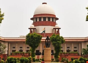 Supreme Court: 'सूर्योदय से सूर्यास्त तक प्रार्थना कर सकेंगे'; धार भोजशाला मामले  में सुप्रीम कोर्ट की टिप्पणी