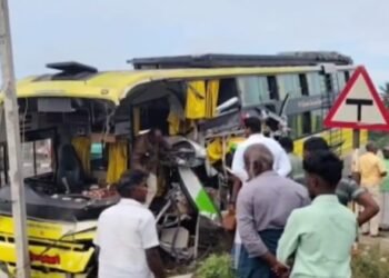 Tamil Nadu: तमिलनाडु के मदुरै में भीषण सड़क हादसा, दो बसों के बीच टक्कर; तीन की मौत, 15 से अधिक घायल