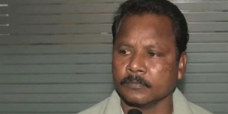 Telangana: 'पुलिस ने मुझे पकड़ लिया...फिर सरेंडर का लिया फैसला', बोले माओवादी कमांडर देवा; 75 लाख का था इनाम