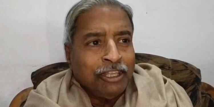 UP Politics: BJP के फायर ब्रांड नेता विनय कटियार ने बढ़ाई सियासी सरगर्मी, अयोध्या से चुनाव लड़ने के दिए संकेत