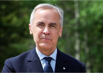 US-Canada Row: दावोस वाले बयान पर अड़े PM कार्नी; अमेरिकी वित्त मंत्री पर कसा तंज, बोले- जो कहा था वही मतलब था