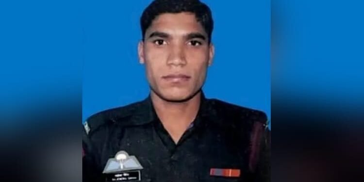 Uttarakhand: किश्तवाड़ में हुई मुठभेड़ में कपकोट के जवान गजेंद्र सिंह हुए बलिदान, आज आएगा पार्थिव शरीर