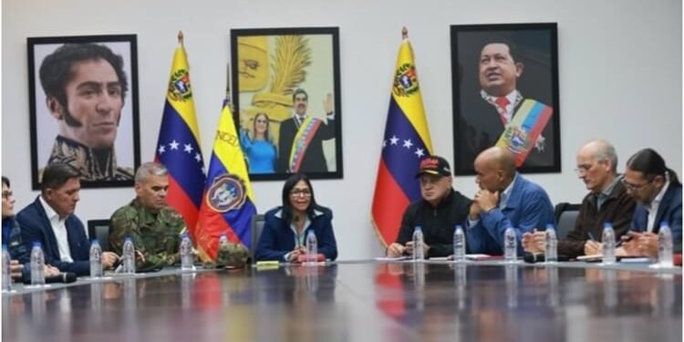 Venezuela: शांति का संकेत या दबाव में वेनेजुएला की सरकार, जानें राजनीतिक कैदियों की रिहाई के क्या मायने