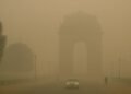 Weather & Pollution: दिल्ली में कोहरा, प्रदूषण और ठंड की मार, बेहद खराब श्रेणी में हवा, जानें एक्यूआई