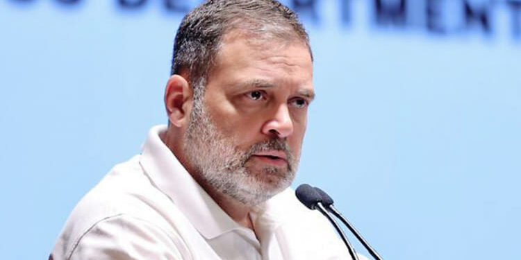 Congress: 'एपस्टीन फाइल्स में आपका नाम सामने आना शर्म की बात', राहुल गांधी ने वीडियो जारी पीएम पर साधा निशाना