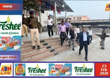 वाराणसी जंक्शन पर विकास कार्यों की समीक्षा, डीआरएम सुनील कुमार वर्मा ने दिए गुणवत्ता व समयबद्धता के निर्देश