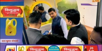 मंडल रेल प्रबंधक ने वाराणसी जंक्शन का किया निरीक्षण