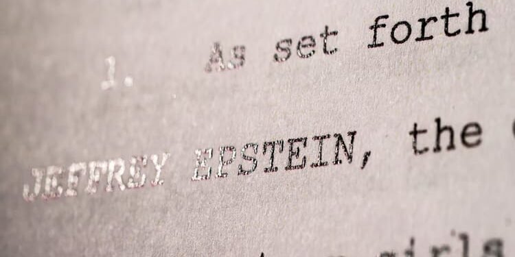 France: फ्रांस तक पहुंची एपस्टीन फाइल विवाद की आग, पूर्व संस्कृति मंत्री का इस्तीफा