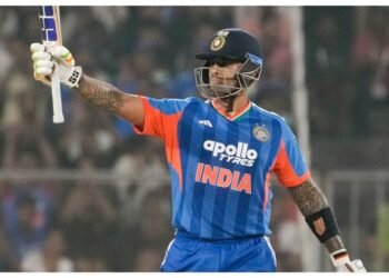 IND vs NZ: सूर्यकुमार यादव बने 'प्लेयर ऑफ द सीरीज', विराट कोहली और वानिंदु हसरंगा के खास क्लब में शामिल