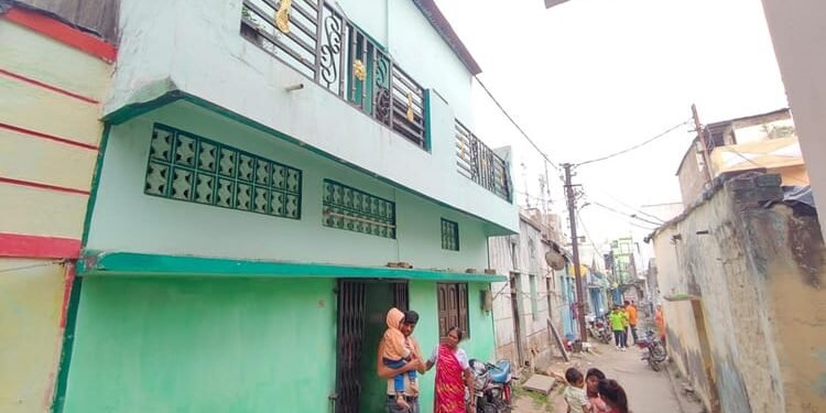 Indore: इंदौर के भागीरथपुरा में जन्मदिन की पार्टी में दूषित भोजन से फूड पाइजनिंग, 30 से ज्यादा लोग हुए बीमार