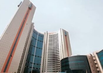 MCD Budget: रिकॉर्ड बजट के साथ एमसीडी का बड़ा दांव, शहर की सफाई-सेवाओं पर बढ़ेगा खर्च; बचत से पूरा होगा घाटा