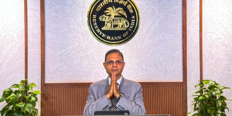 MPC: UPI लेनदेन में फ्रॉड हुआ तो मिलेगा मुआवजा, ब्याज दरों में बदलाव नहीं, महंगाई पर नियंत्रण रहने का अनुमान