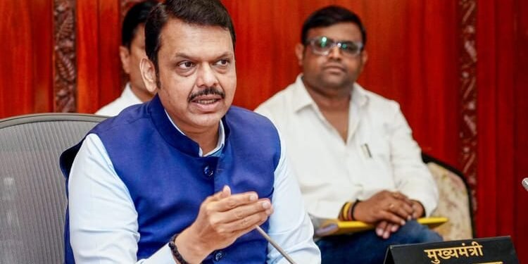 Maharashtra: अजित पवार के निधन के बाद 75 शिक्षण संस्थानों को दिया गया अल्पसंख्यक का दर्जा? CM ने लगाई रोक