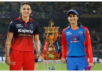 RCB vs DC Final Live: 49 पर दिल्ली को पहला झटका, शेफाली वर्मा 20 रन बनाकर आउट; अरुंधति को मिली सफलता