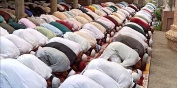 Ramadan 2026: कई जगह देखा गया चांद, पहला रोजा आज; फतेहपुरी मस्जिद के शाही इमाम ने किया एलान
