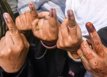 SIR: पश्चिम बंगाल में एसआईआर के तहत सुनवाई का आज आखिरी दिन, बढ़ सकती है समय सीमा