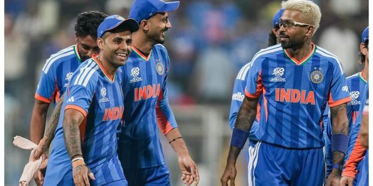 T20 WC 2026: कोच गंभीर के आवास पहुंची भारतीय टीम, राजीव शुक्ला भी मौजूद; नामीबिया से होगा गुरुवार को सामना