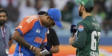 T20 WC 2026: पलटू पाकिस्तान ने लिया यू-टर्न, भारत के खिलाफ खेलेगा ग्रुप मैच; शहबाज सरकार ने किया एलान