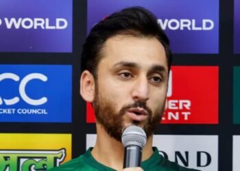 T20 World Cup: पाकिस्तान टीम में सबकुछ ठीक नहीं? क्या कोच हेसन और आगा में हुई कहासुनी; गुस्से में फेंकी बोतल